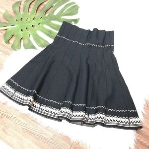 Max Studio Black Size S/M Women’s ribbed mini skirt NWT